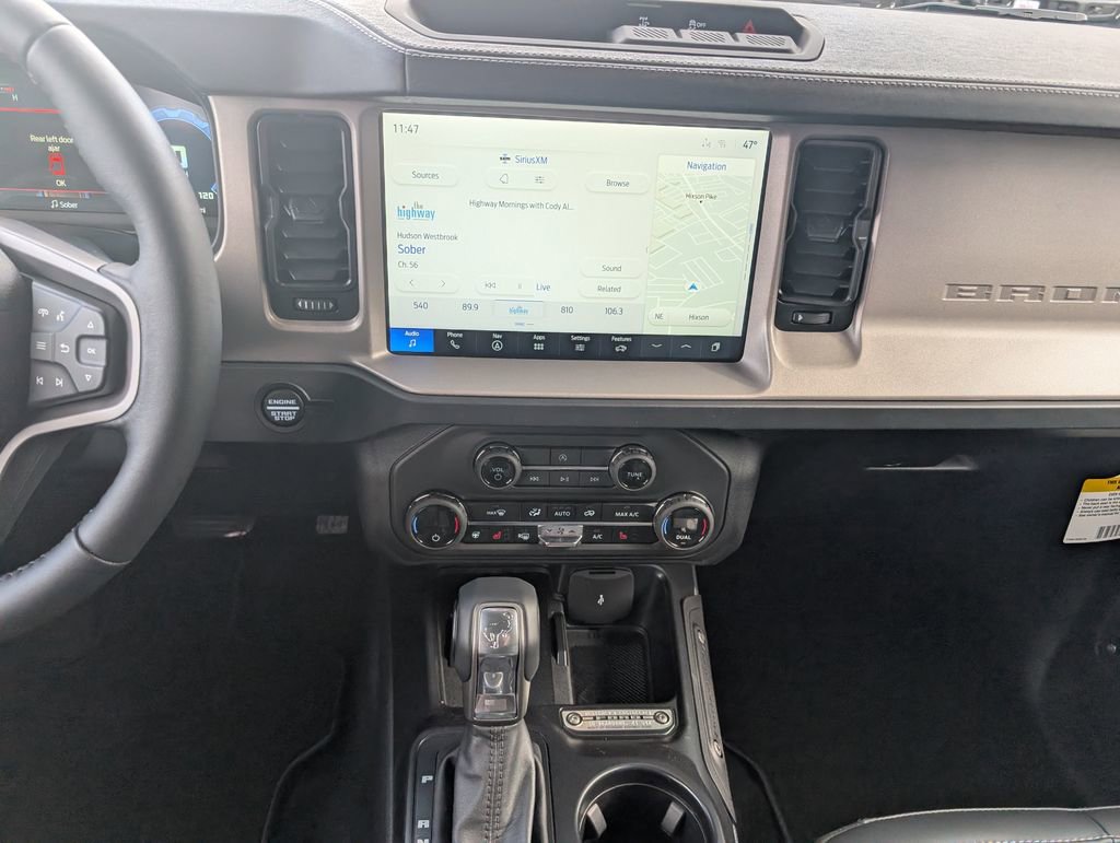 New 2025 Ford Bronco Outer Banks image 12