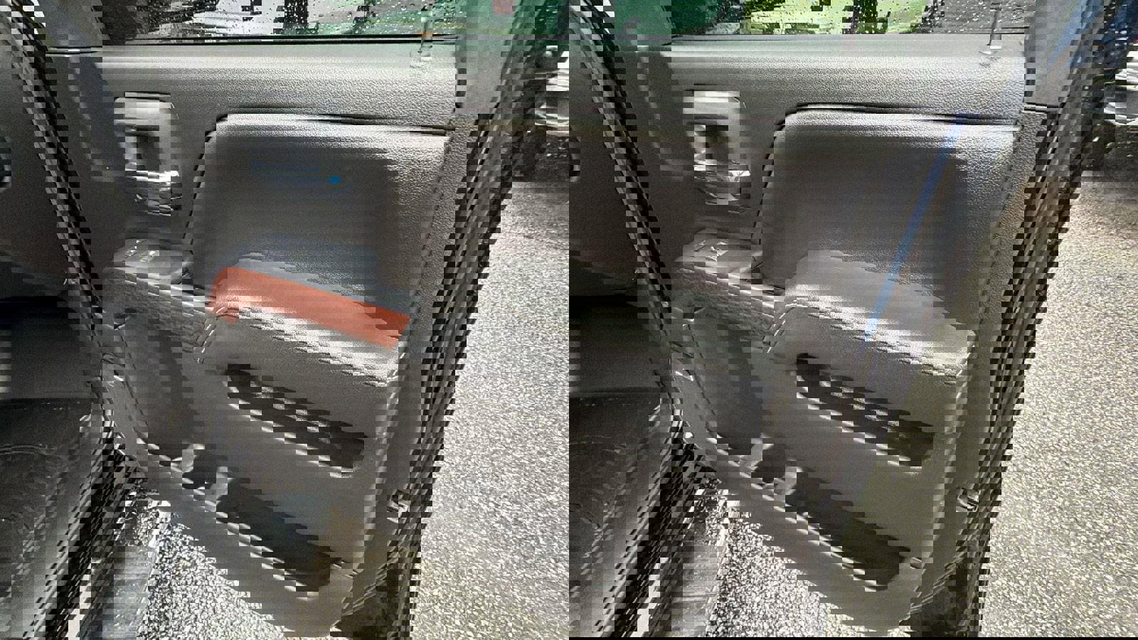 Used 2018 GMC Sierra 1500 SLT AWD/4WD image 15