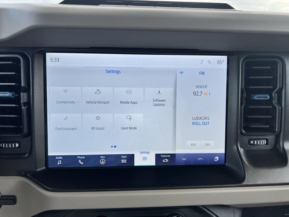 Used 2023 Ford Bronco Wildtrak image 36