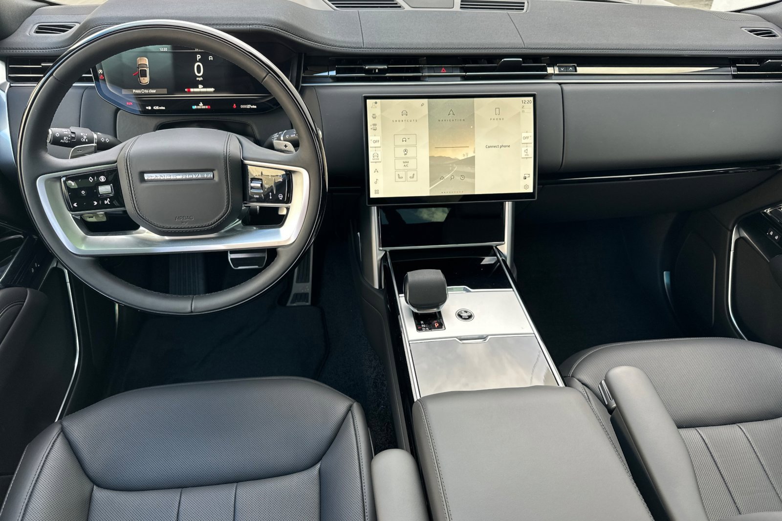 New 2025 Land Rover Range Rover Long Wheelbase SE image 12