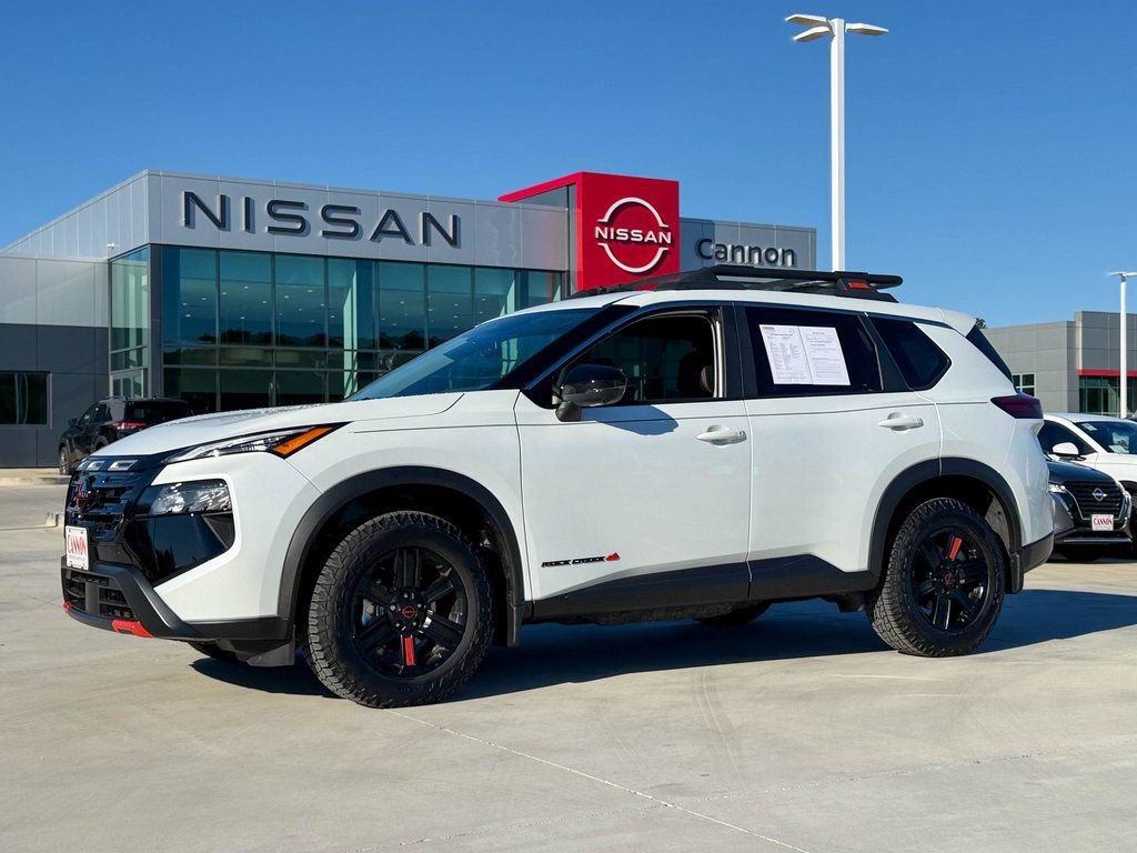 Used 2025 Nissan Rogue SV w/ Rock Creek Premium Package image 2