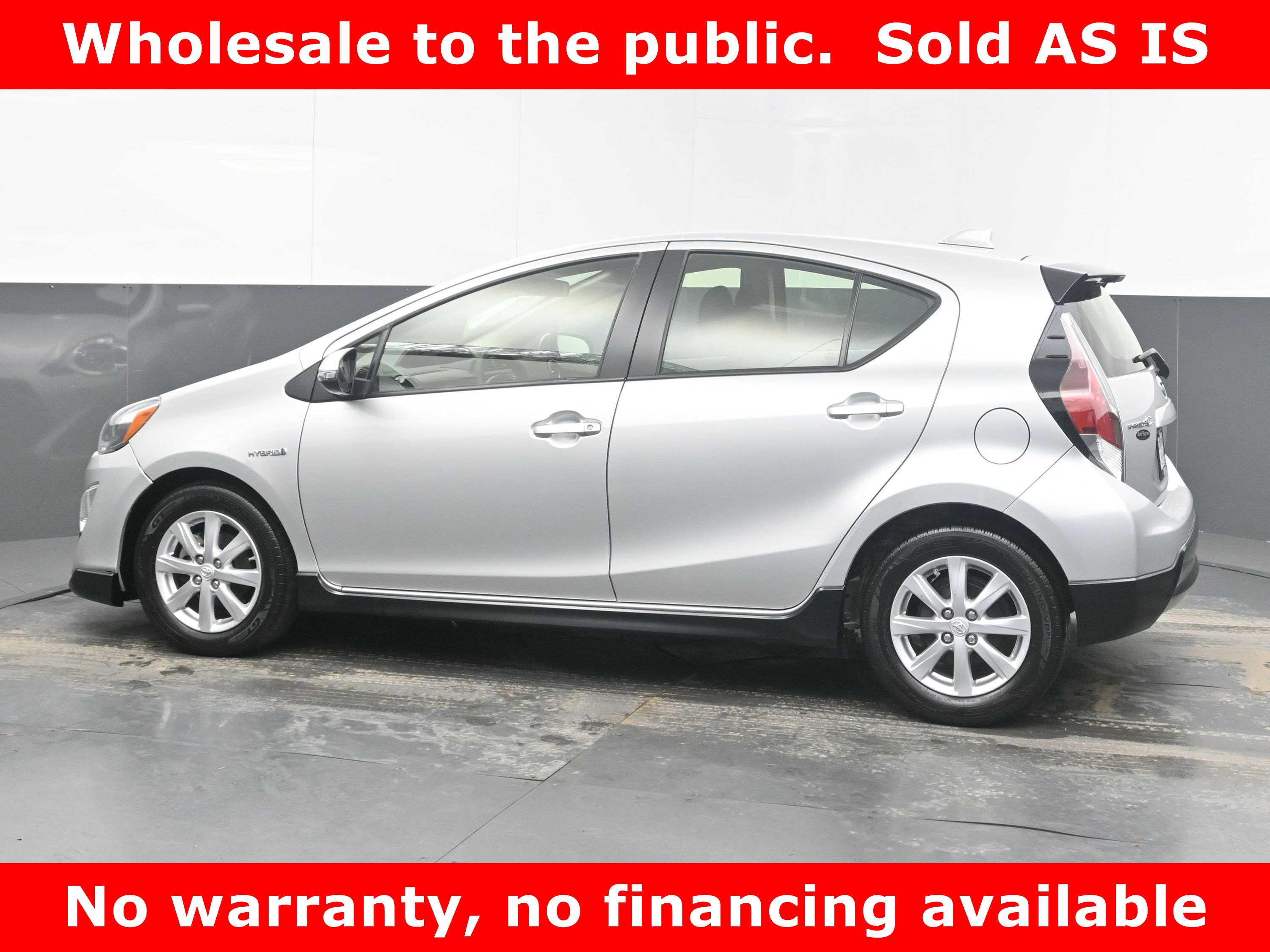 Used 2017 Toyota Prius C Two image 5