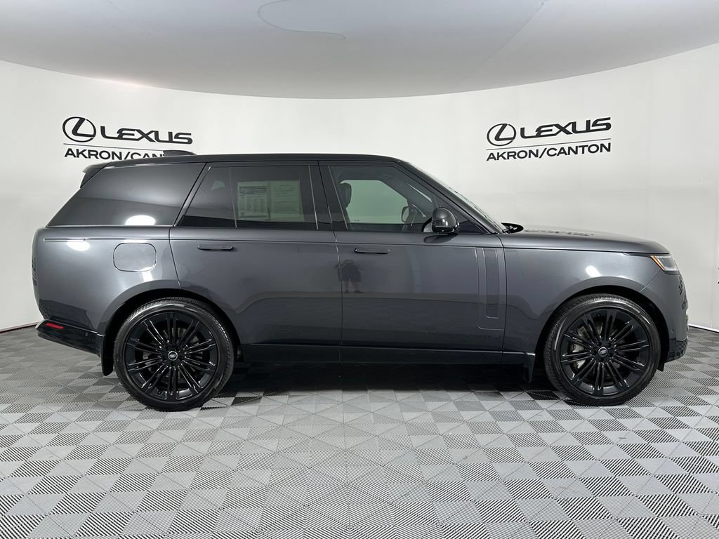 Used 2024 Land Rover Range Rover SE AWD/4WD image 6