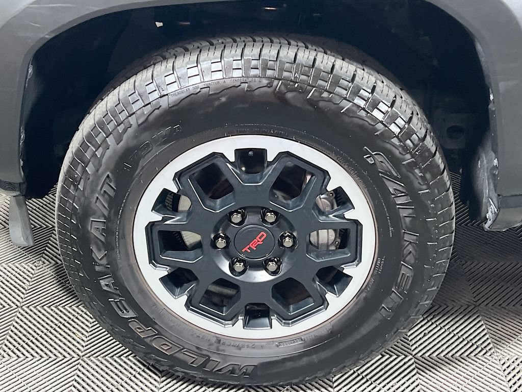 Certified 2025 Toyota 4Runner TRD Sport Premium AWD/4WD image 27