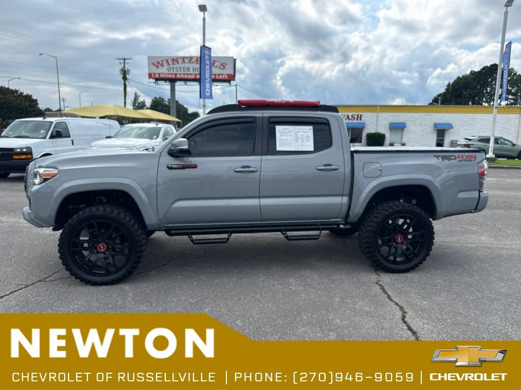 Used 2021 Toyota Tacoma TRD Sport AWD/4WD image 3