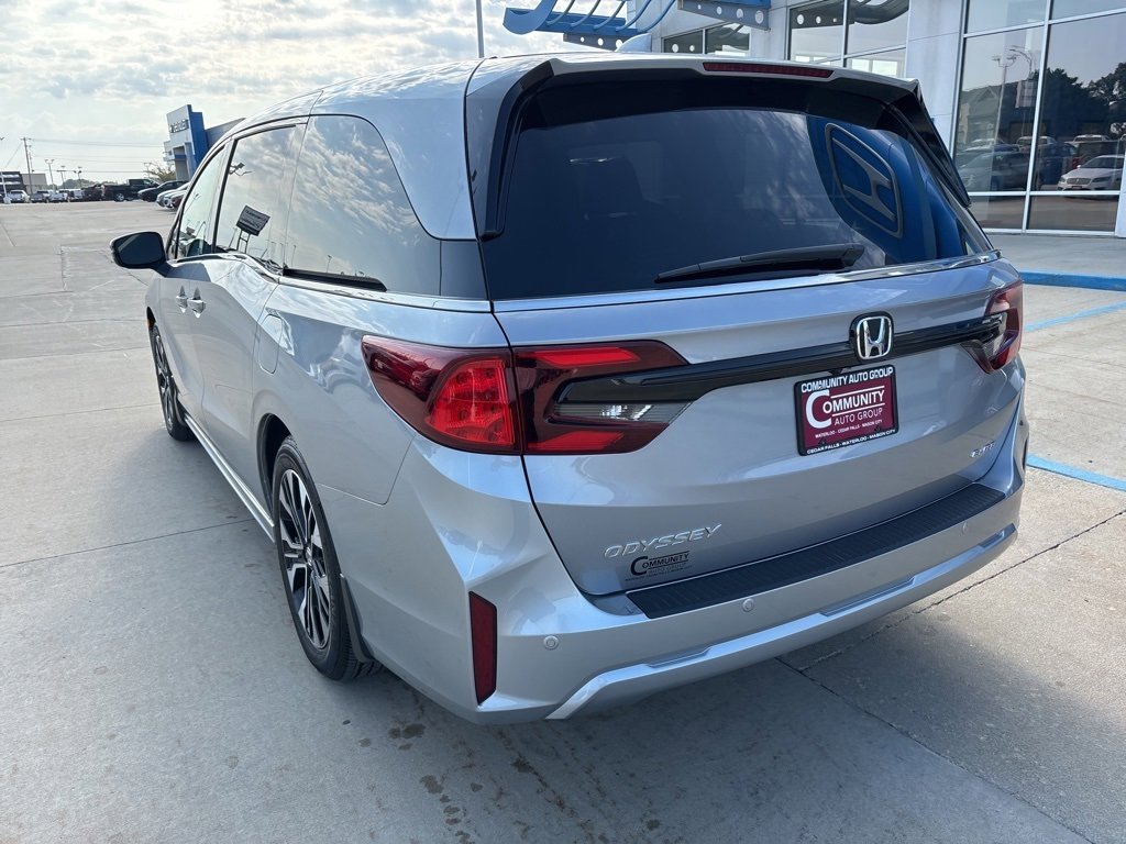 New 2026 Honda Odyssey Elite image 5