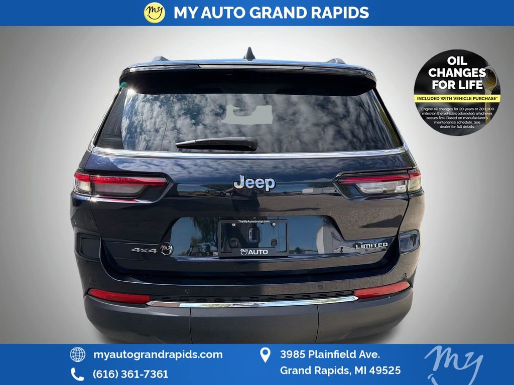 Used 2023 Jeep Grand Cherokee L Limited AWD/4WD image 6