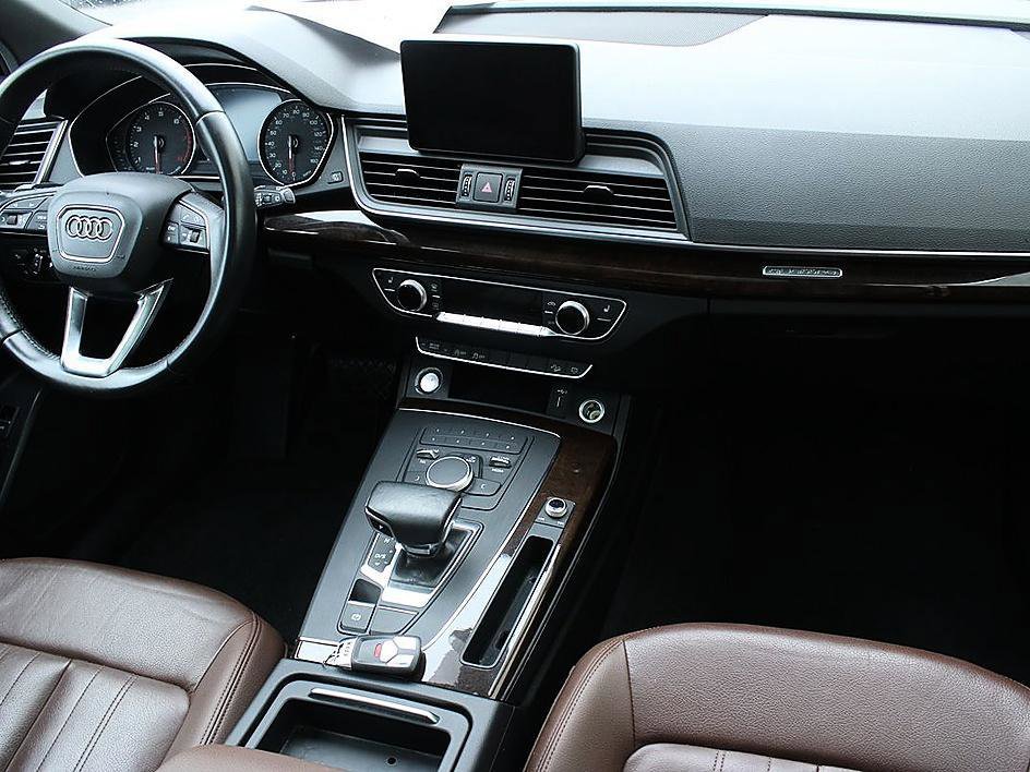 Used 2019 Audi Q5 2.0T Premium w/ Convenience Package image 20