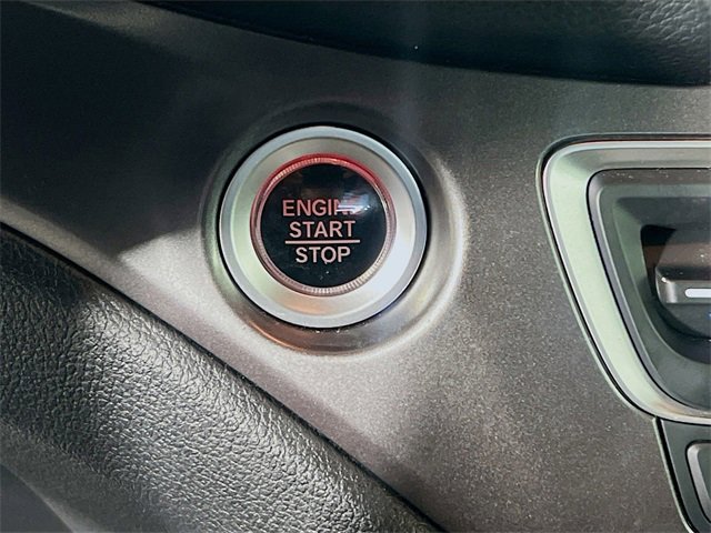 Certified 2025 Honda Passport EX-L image 18