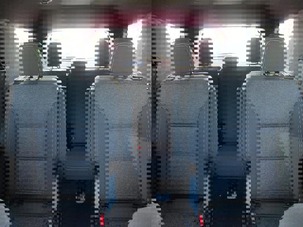 New 2025 Chevrolet Traverse LT image 24