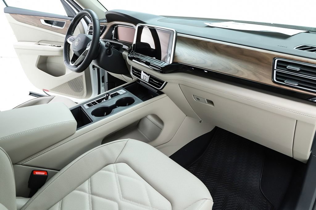 New 2026 Volkswagen Atlas SE image 70
