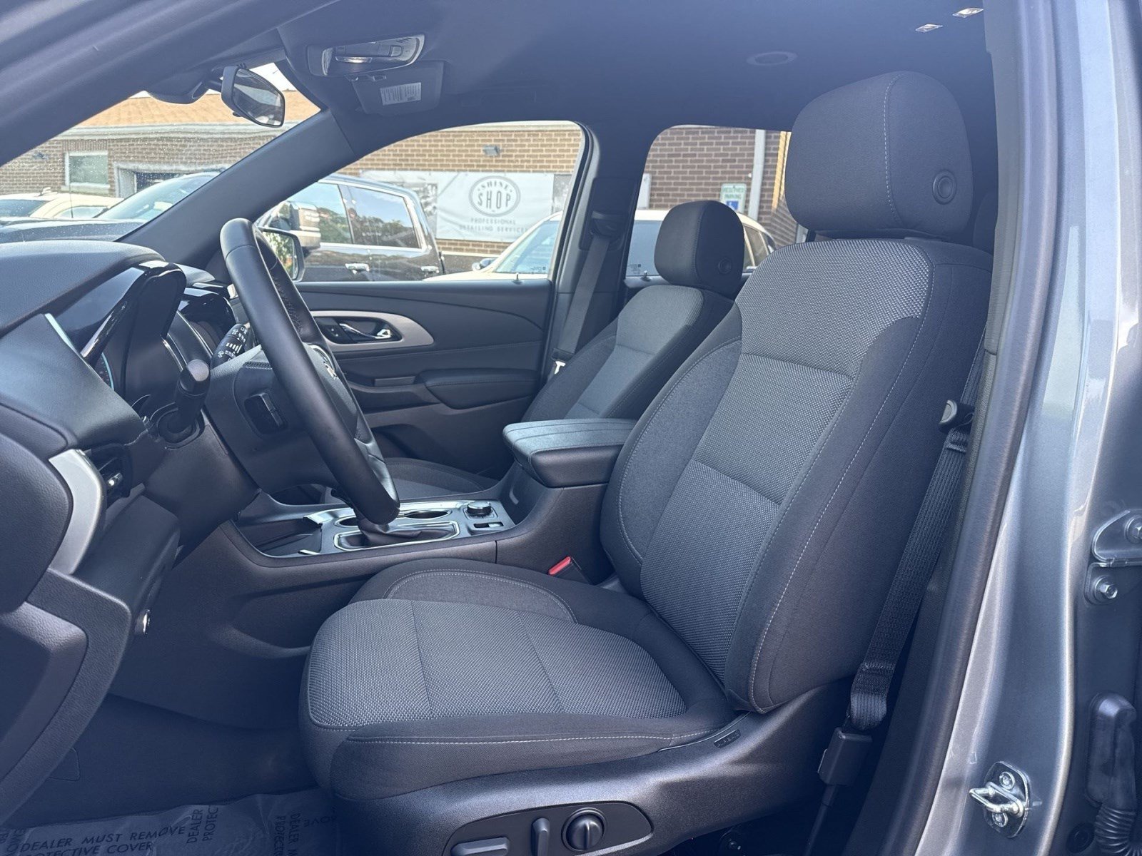 Used 2023 Chevrolet Traverse LT AWD/4WD image 13