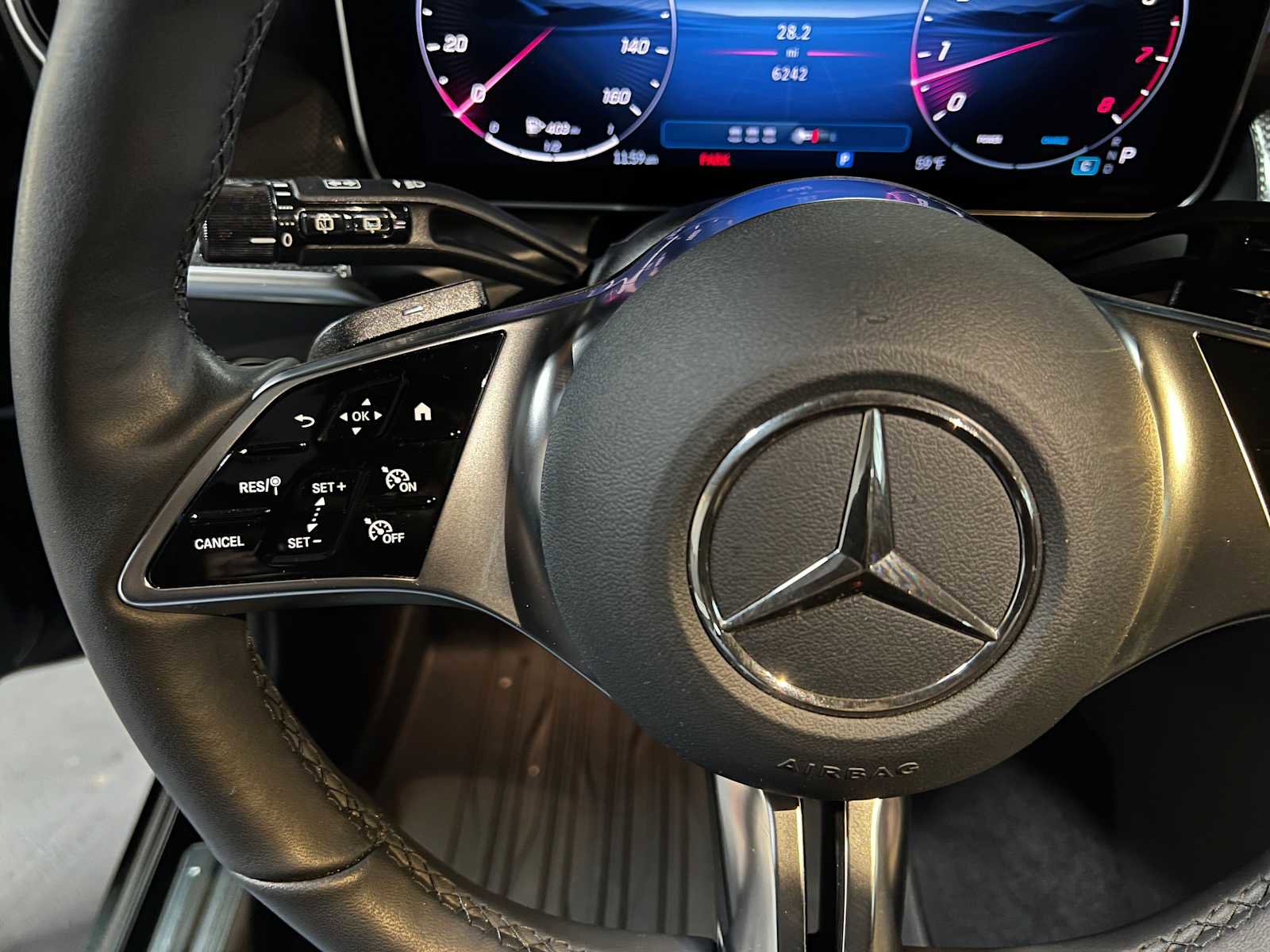 Certified 2025 Mercedes-Benz GLC 300 4MATIC image 28