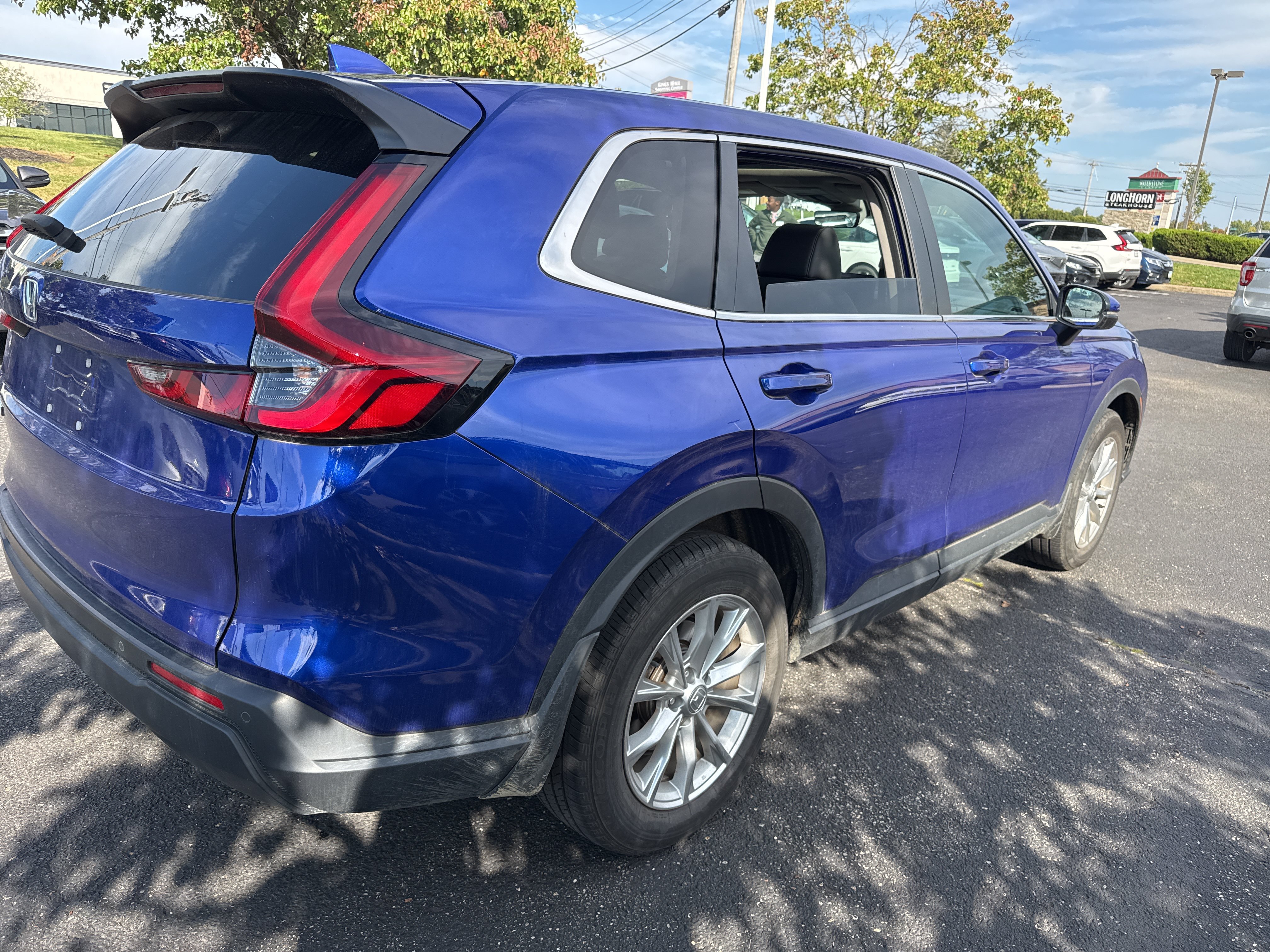 Used 2024 Honda CR-V EX-L image 17
