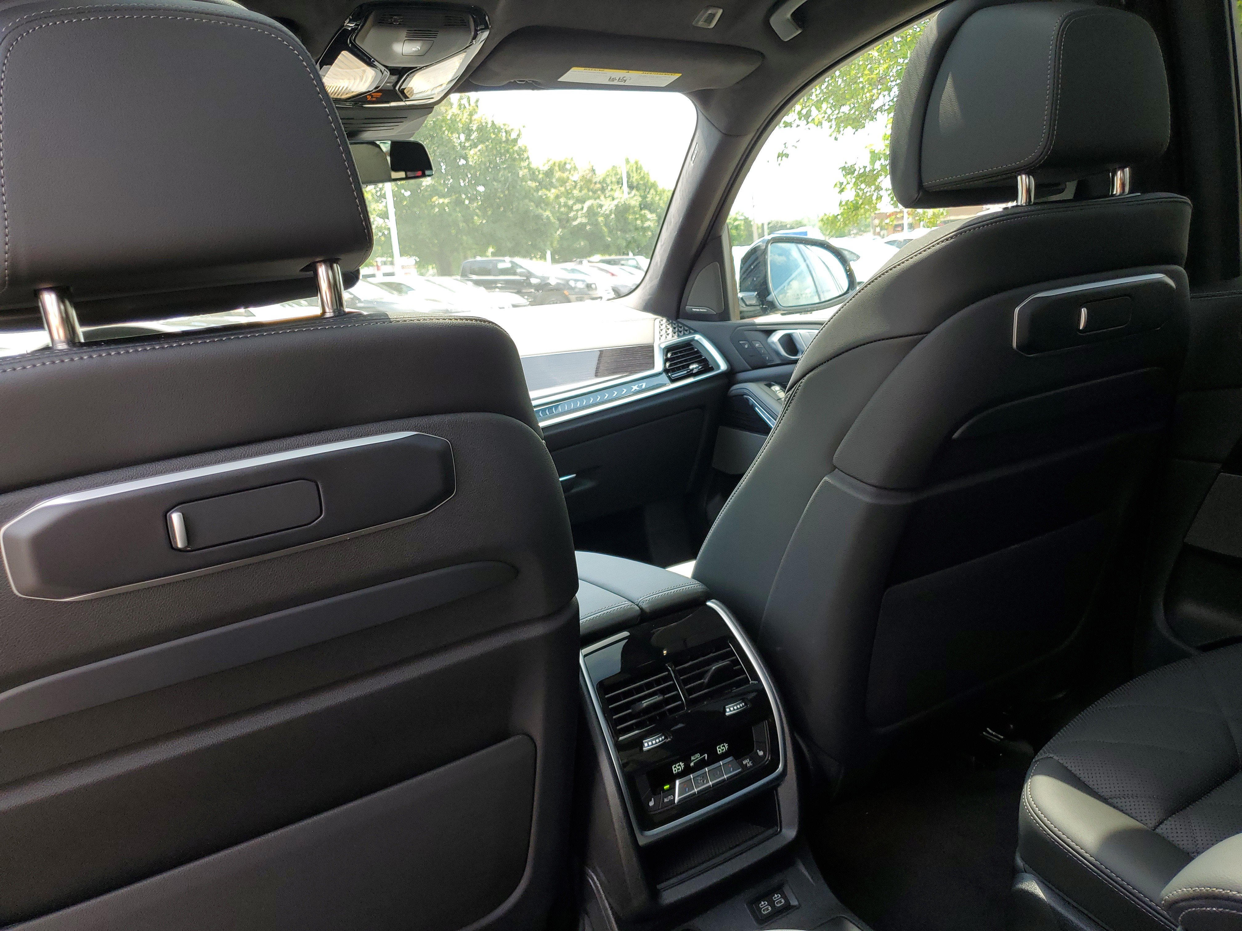 New 2027 BMW X7 xDrive40i w/ Executive Package AWD/4WD image 35