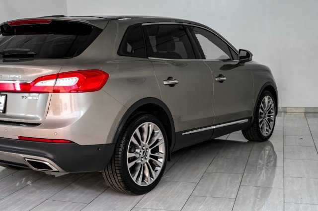 Used 2016 Lincoln MKX Reserve w/ Technology Package FWD image 67