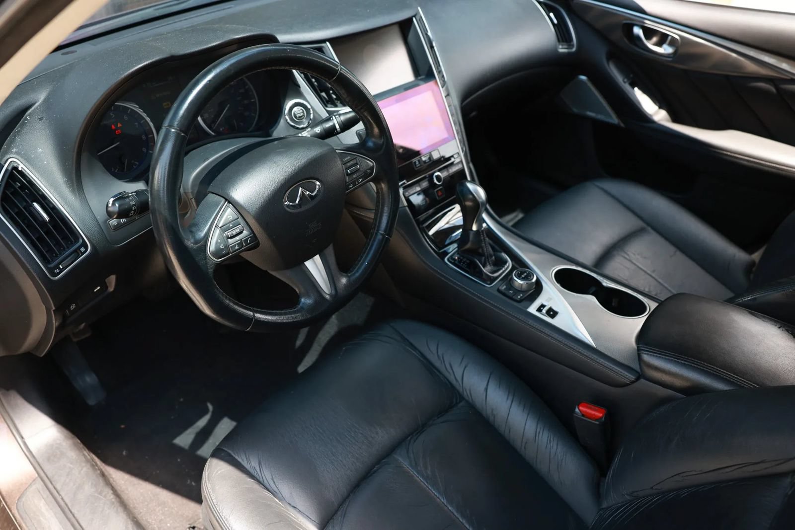 Used 2017 INFINITI Q50 3.0t Premium RWD image 17