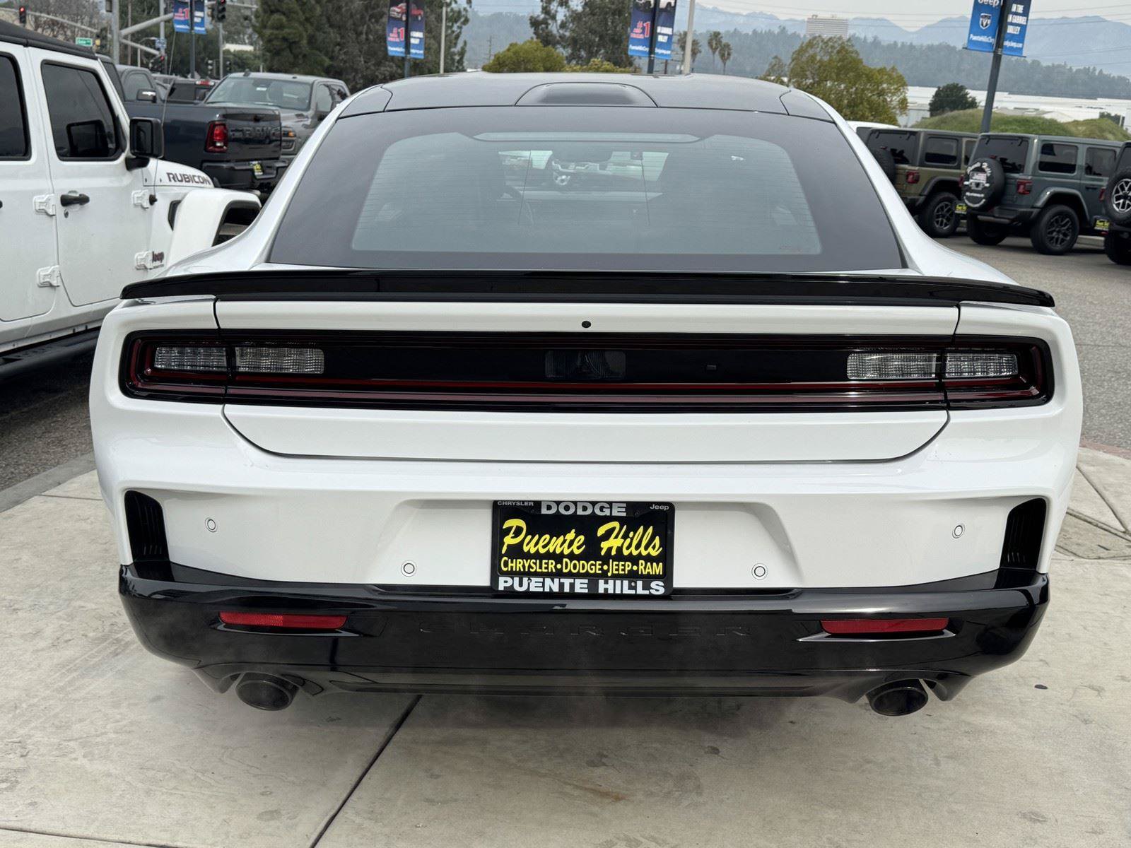 New 2026 Dodge Charger Scat Pack w/ Blacktop Package AWD/4WD image 5