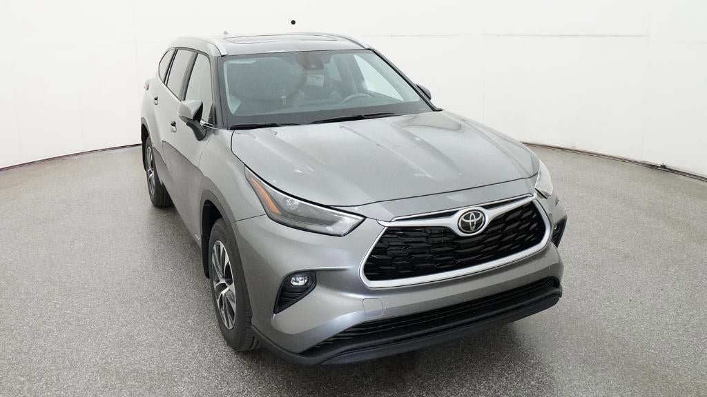New 2026 Toyota Highlander XLE AWD/4WD image 14