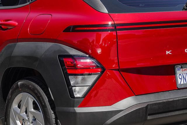 Certified 2025 Hyundai Kona SE FWD image 8