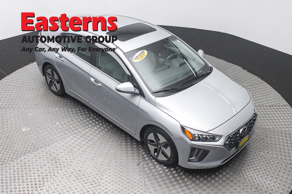 Used 2022 Hyundai Ioniq SEL FWD image 3