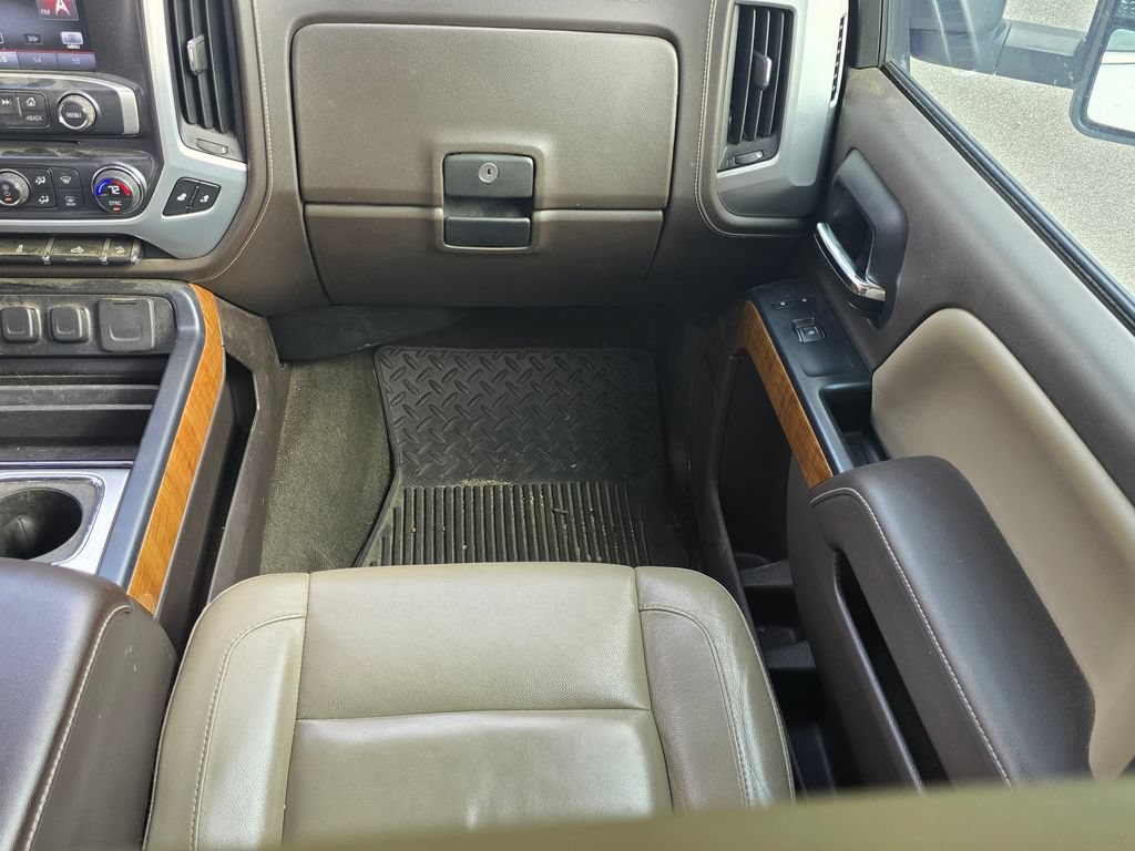 Certified 2015 GMC Sierra 2500 SLT w/ Suspension Package, Off-Road AWD/4WD image 17