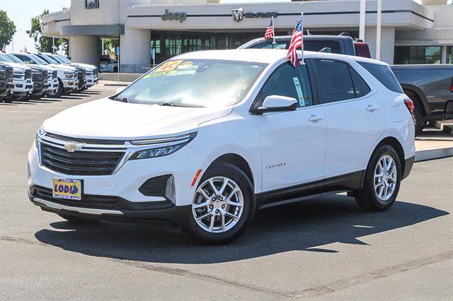 Used 2023 Chevrolet Equinox LT image 1