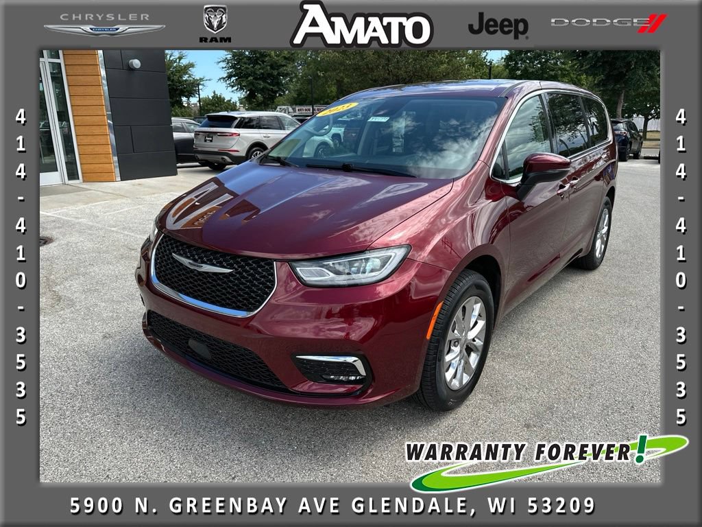 Used 2023 Chrysler Pacifica Touring-L