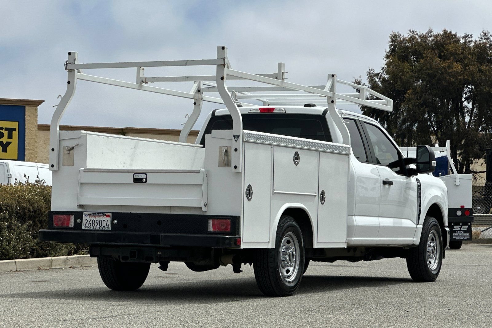 Used 2024 Ford F250 XL w/ XL Chrome Package RWD image 4