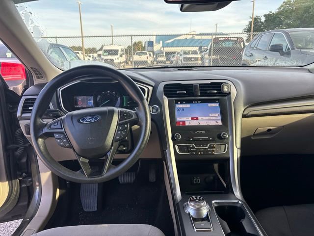 Used 2019 Ford Fusion SE AWD/4WD image 11
