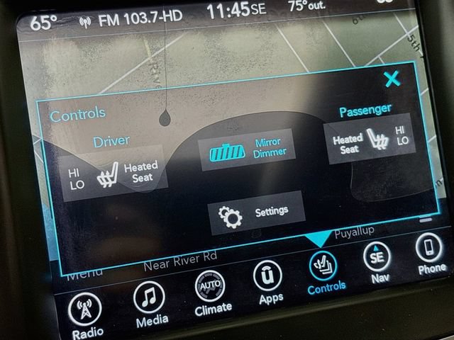 Used 2017 Chrysler 300 Touring w/ Value Package RWD image 35