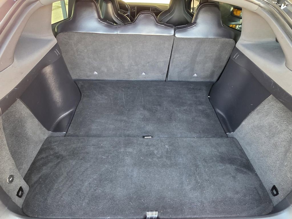 Used 2018 Tesla Model X 75D AWD/4WD image 14