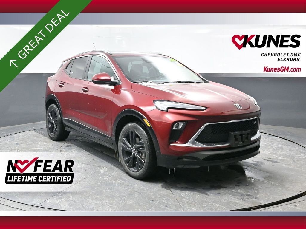Used 2024 Buick Encore GX Sport Touring image 1