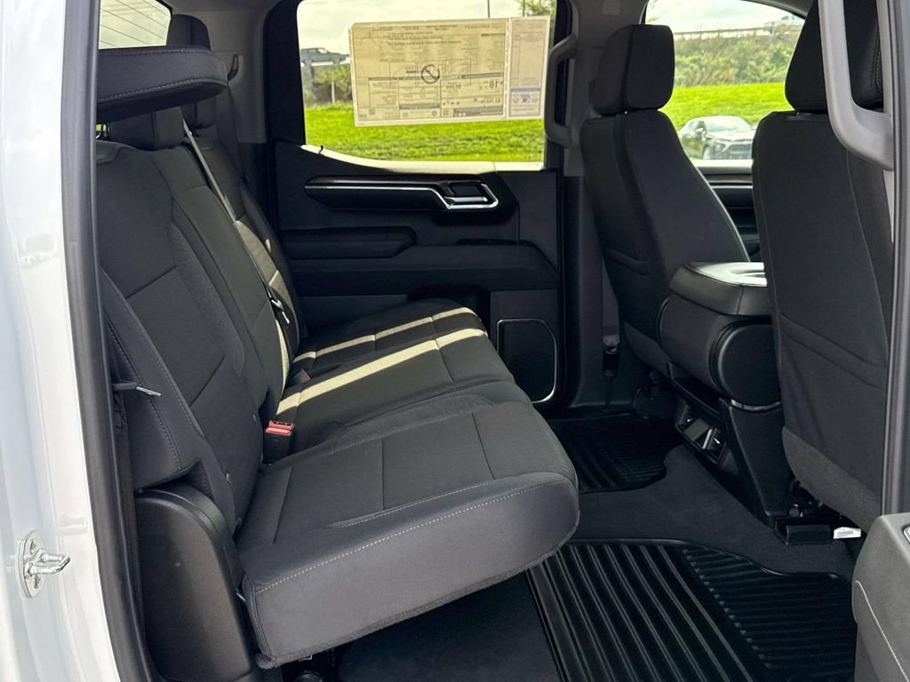 New 2026 Chevrolet Silverado 1500 LT AWD/4WD image 16