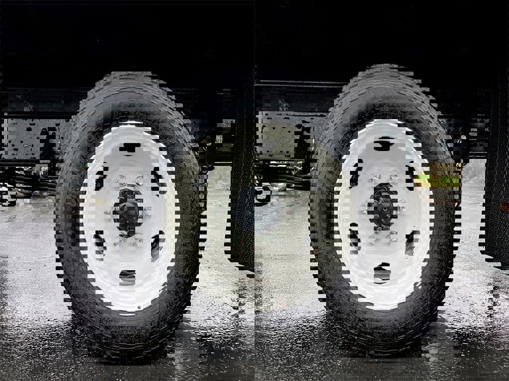 New 2024 Chevrolet Low Cab Forward 4500 XD image 17