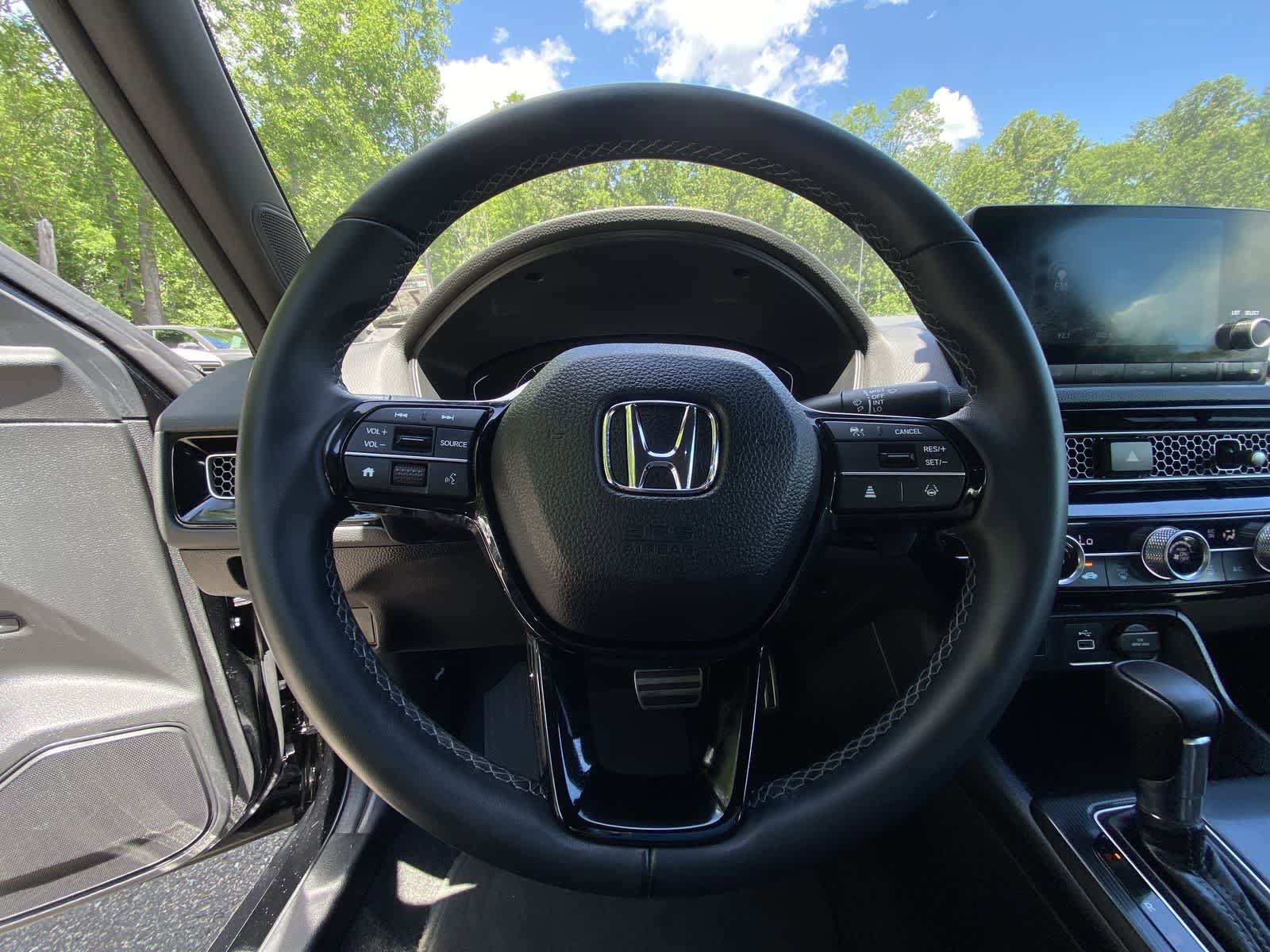 Used 2023 Honda Civic Sport image 29
