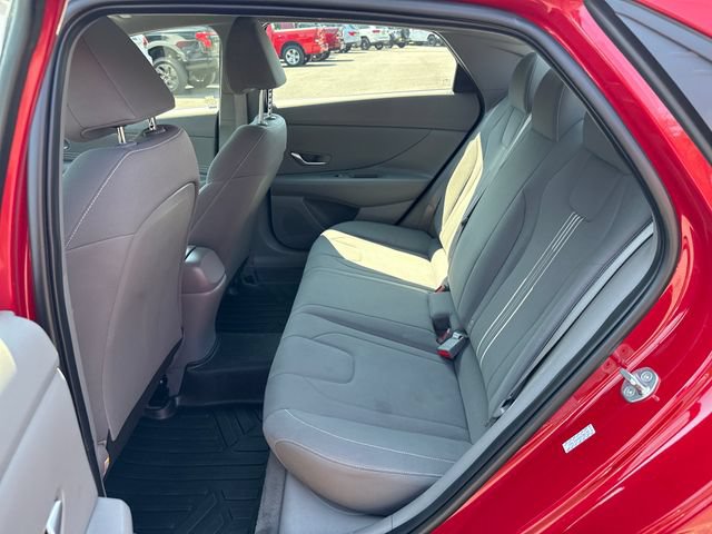 Used 2023 Hyundai Elantra SEL w/ Convenience Package FWD image 14