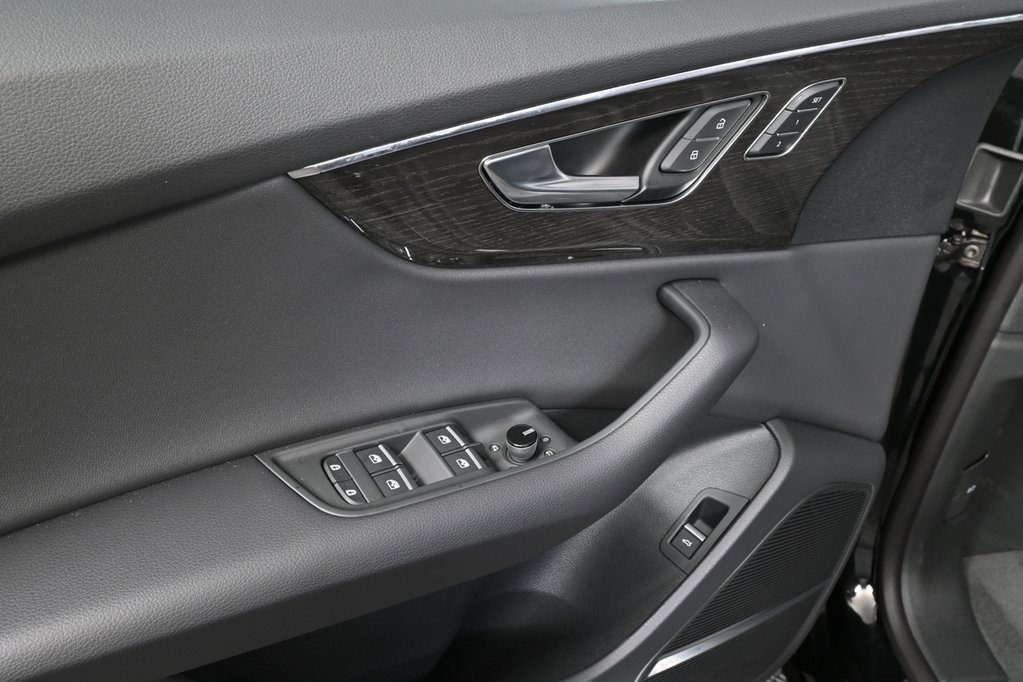 New 2026 Audi Q8 Premium image 6