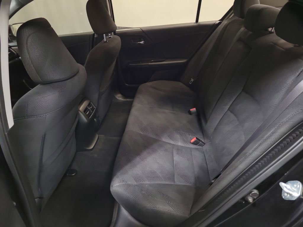 Used 2017 Honda Accord Base image 23