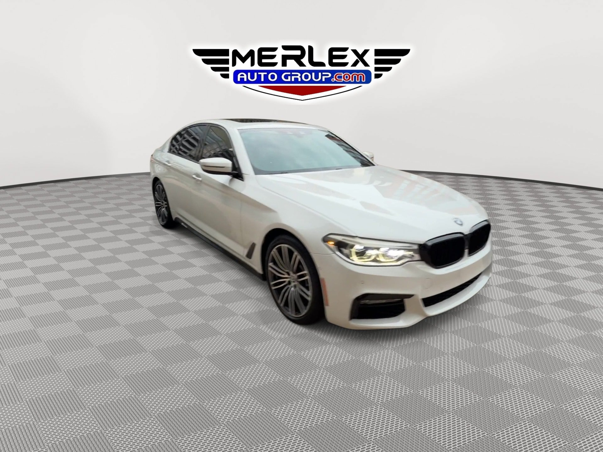 Used 2017 BMW 540i RWD image 2