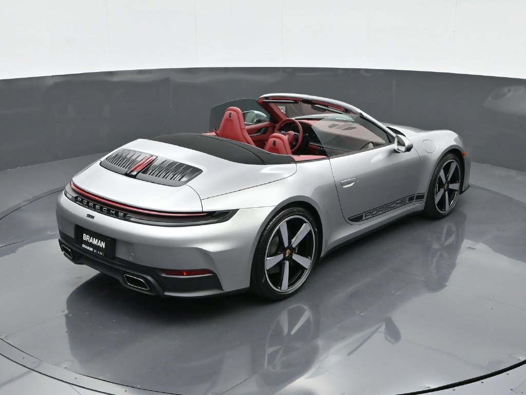 Certified 2026 Porsche 911 Carrera w/ Premium Package RWD image 32