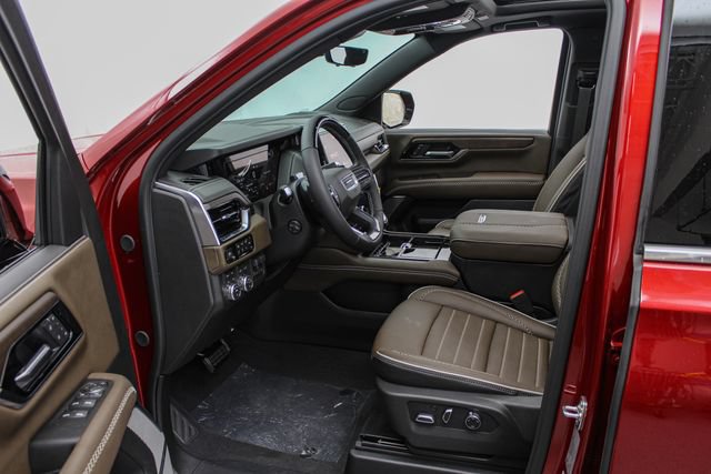 New 2026 GMC Yukon XL Denali Ultimate AWD/4WD image 17