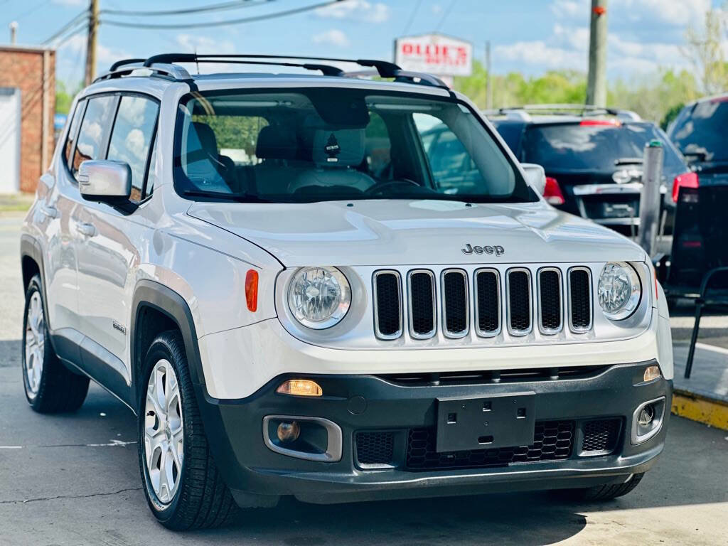 Used 2017 Jeep Renegade Limited image 1