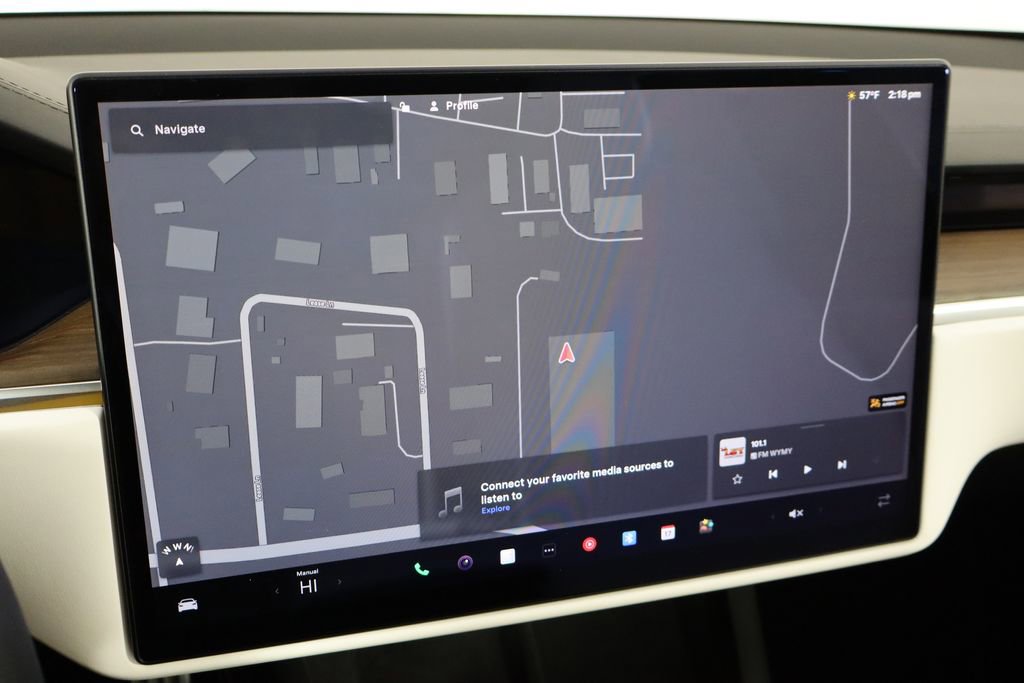 Used 2023 Tesla Model S Standard Range image 27