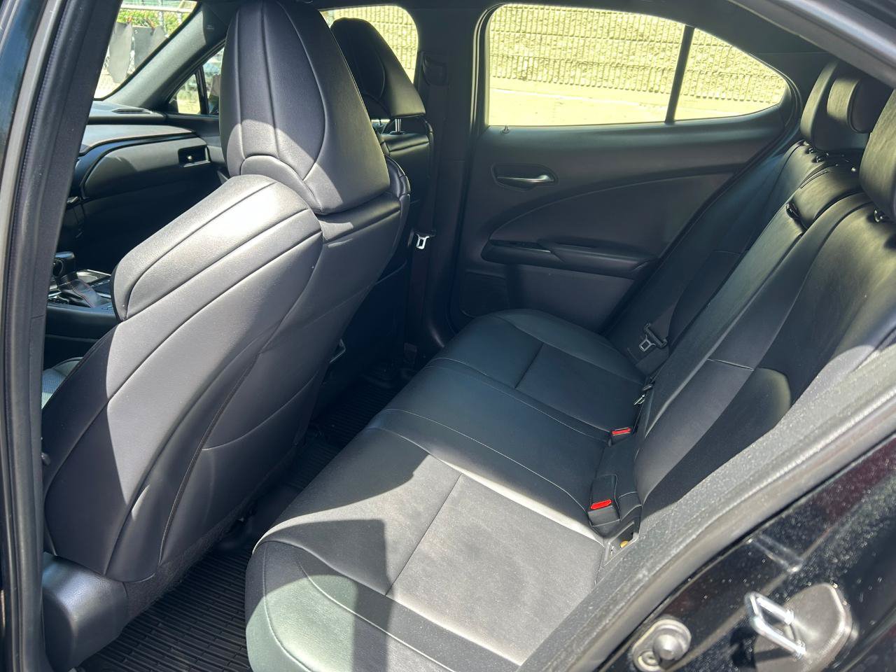 Used 2021 Lexus UX 250h F Sport AWD/4WD image 11