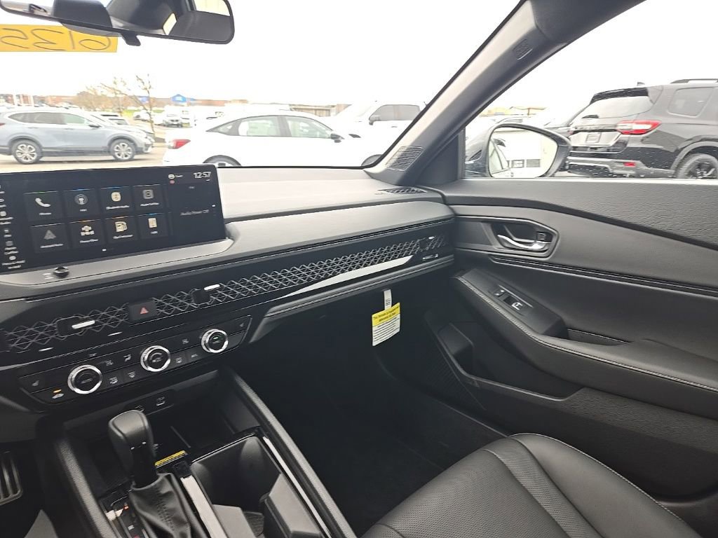 Certified 2025 Honda Accord Sport image 27