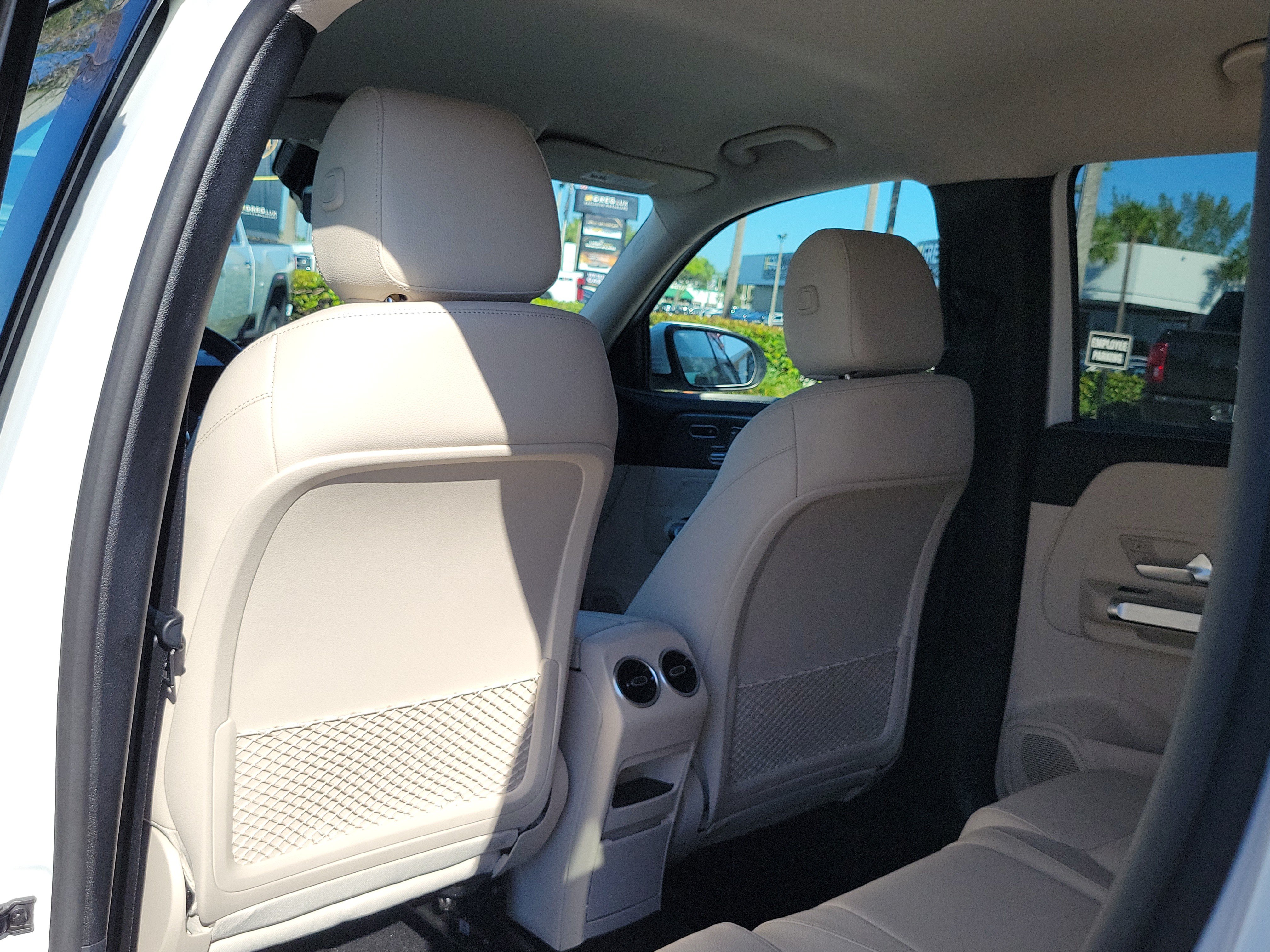 Used 2022 Mercedes-Benz GLB 250 image 14