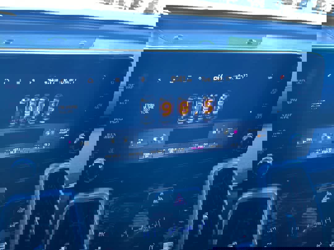 Used 2022 Kia Sorento EX w/ Panoramic Sunroof Package image 16