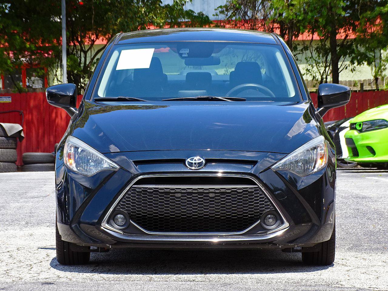 Used 2019 Toyota Yaris LE FWD image 10