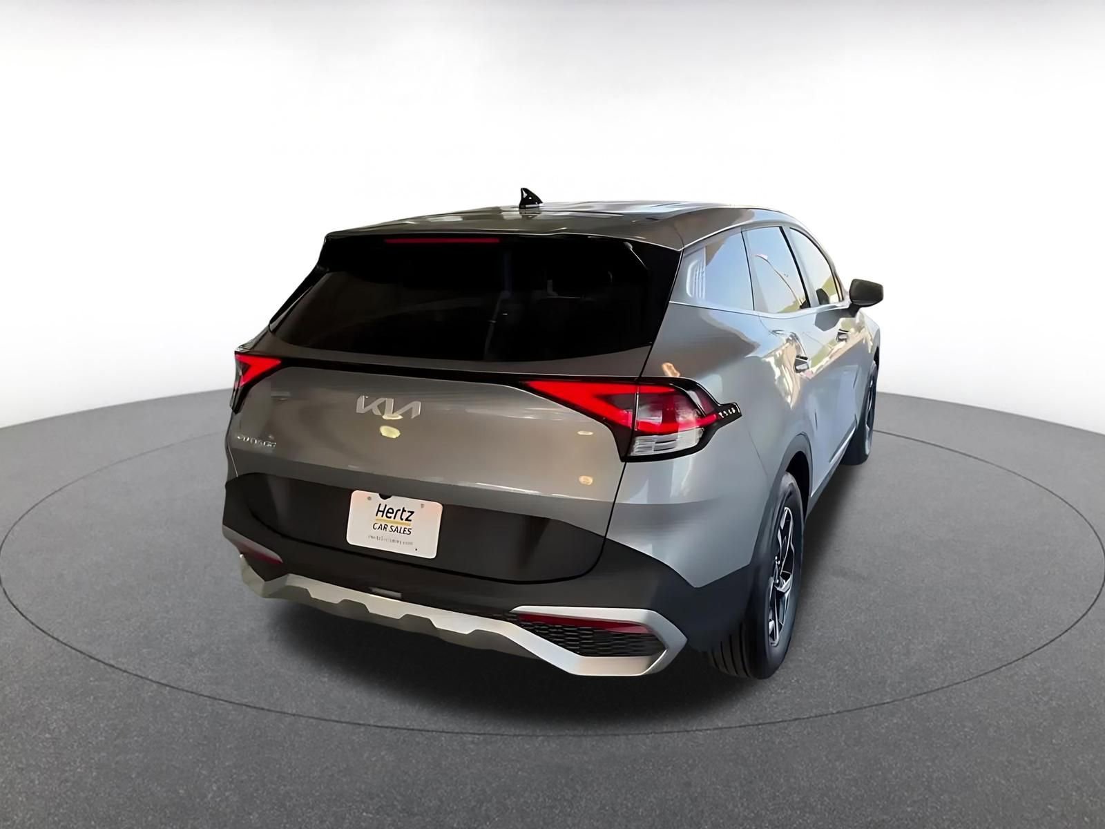 Used 2025 Kia Sportage LX image 18